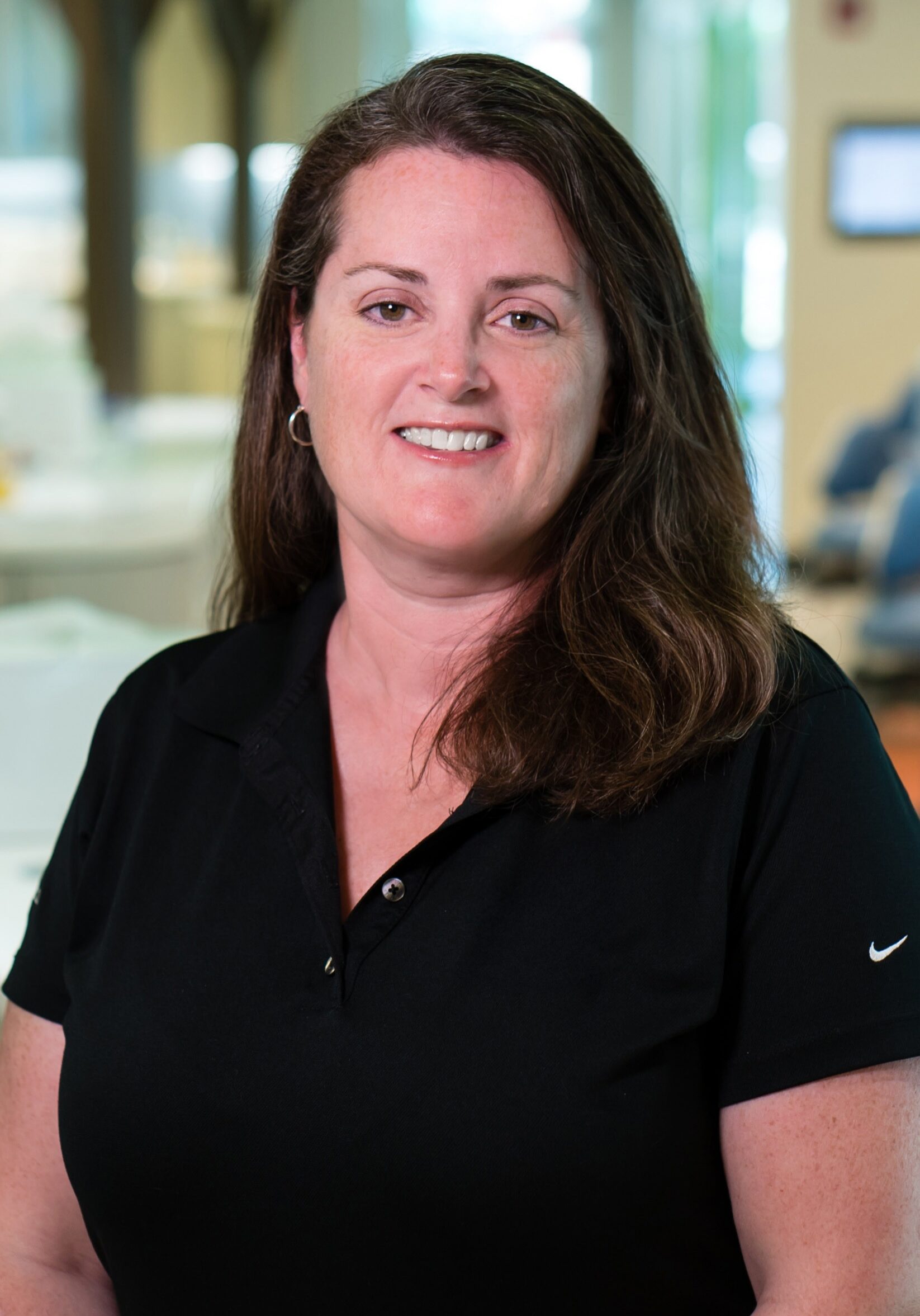 2025-11-05_Elm Tree_Editing out previous logo from headshots_Diane_CG 2025-11-05_Elm Tree_Editing out previous logo from headshots_Diane_CG